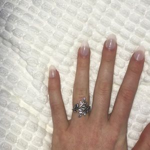 Pandora ring